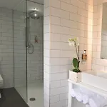 The Gateway Oda ve Kahvaltı 4*