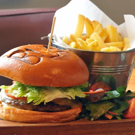 The Gateway Oda ve Kahvaltı 4*